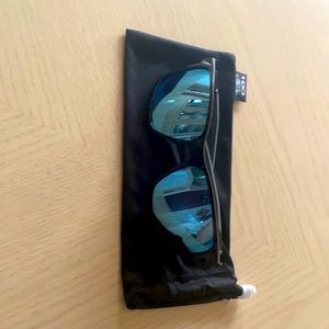 Oakley men’s sunglasses